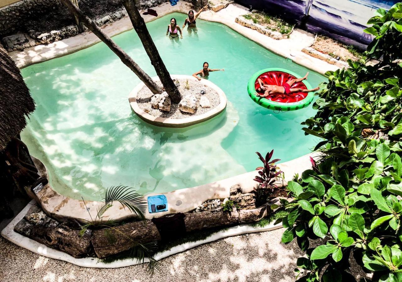 Indajani Hotel&Hostel Tulum With Pool Exterior foto