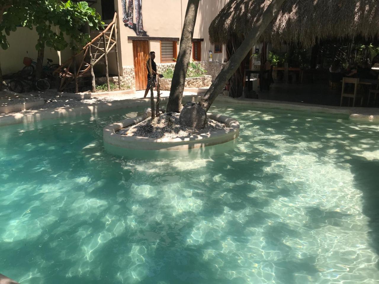 Indajani Hotel&Hostel Tulum With Pool Exterior foto